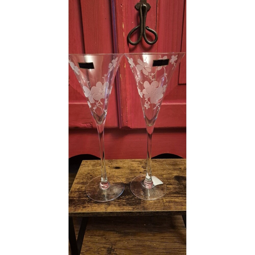 New Marquis by Waterford Crystal Flora Champagne Flutes Set of 2 New In Box NIB